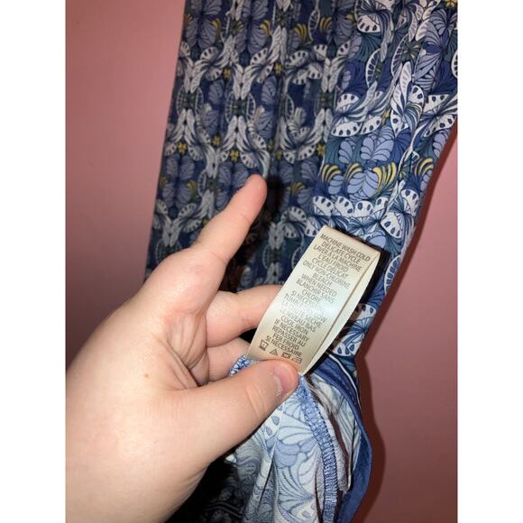 Max Studio abstract detailing on the dress size large - Picture 4 of 6